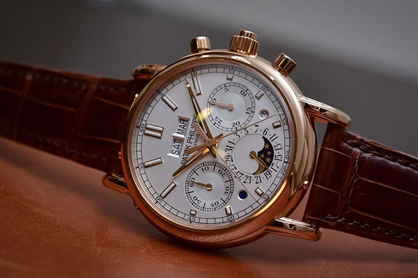 百達(dá)翡麗手表表冠脫落應(yīng)該如何處理？